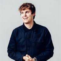 Portrait: Dominik Gell